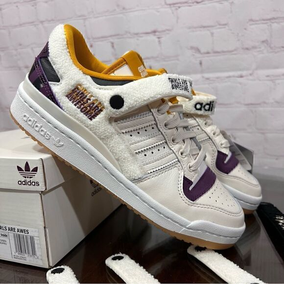 7 Forum X Adidas Changeable Strap Sneakers “Girls are Awesome” nib Collectible - Picture 9 of 11